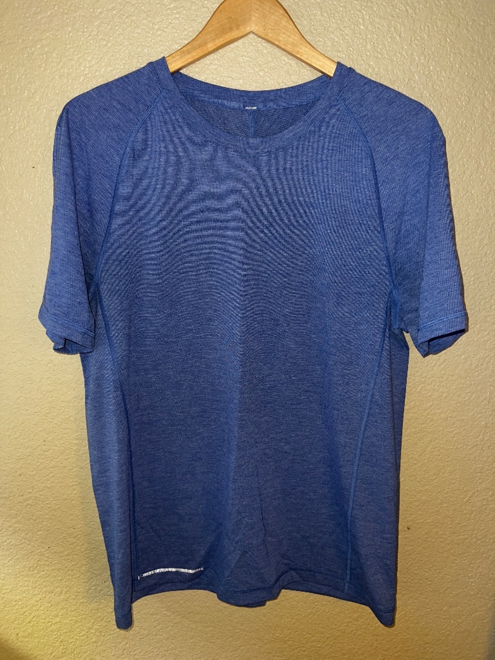 Men's Lululemon Short Sleeve Tee